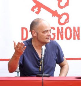 Pierre-Yves Chapalain, metteur en scène de "Où sont les ogres ?" au collège Saint Joseph de plouescat